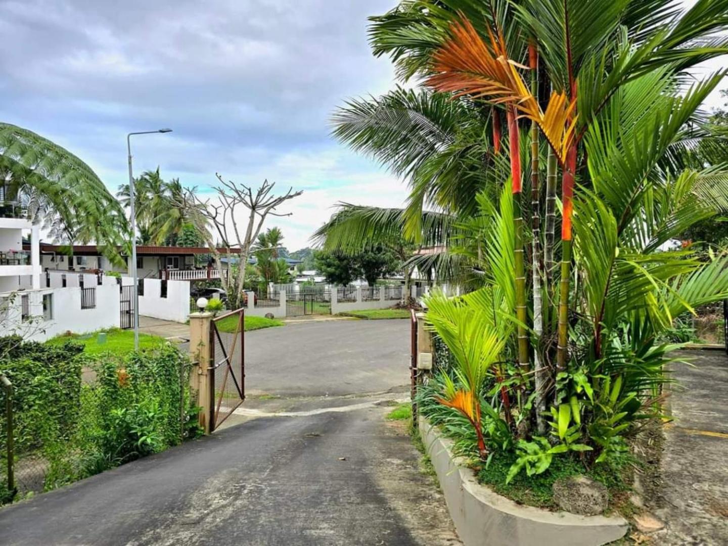 Ferienwohnung Family Retreat In Suva, Swimming Pool, Free Wifi & Parking Exterior foto